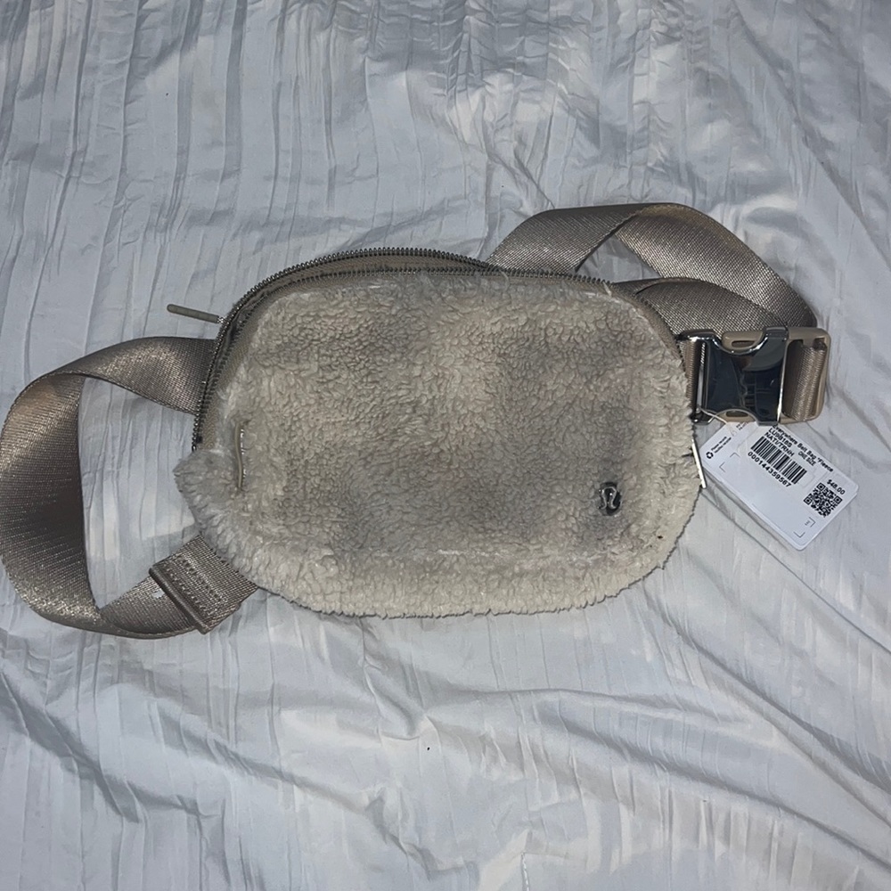 Lululemon belt bag with fur